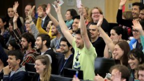 Teilnehmende Stipendiatinnen und Stipendiaten am DAAD Stipendiatentreffen in Halle.